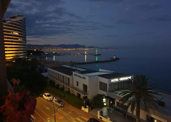Vue mer panoramique devant la plage au calme!